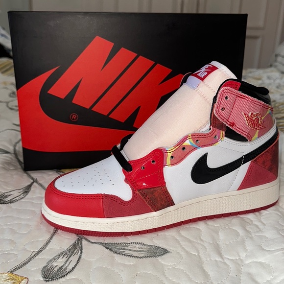 Air Jordan Retro High OG Next Size Y